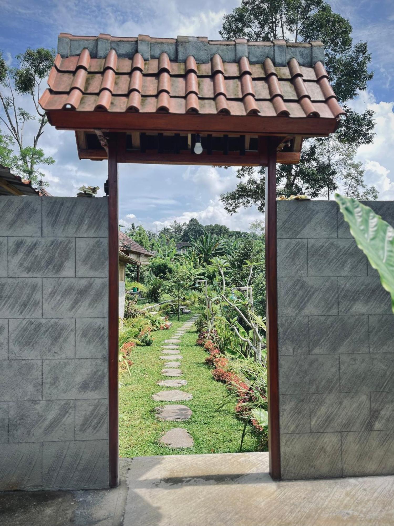 Papahan Bali Sidemen  Bagian luar foto